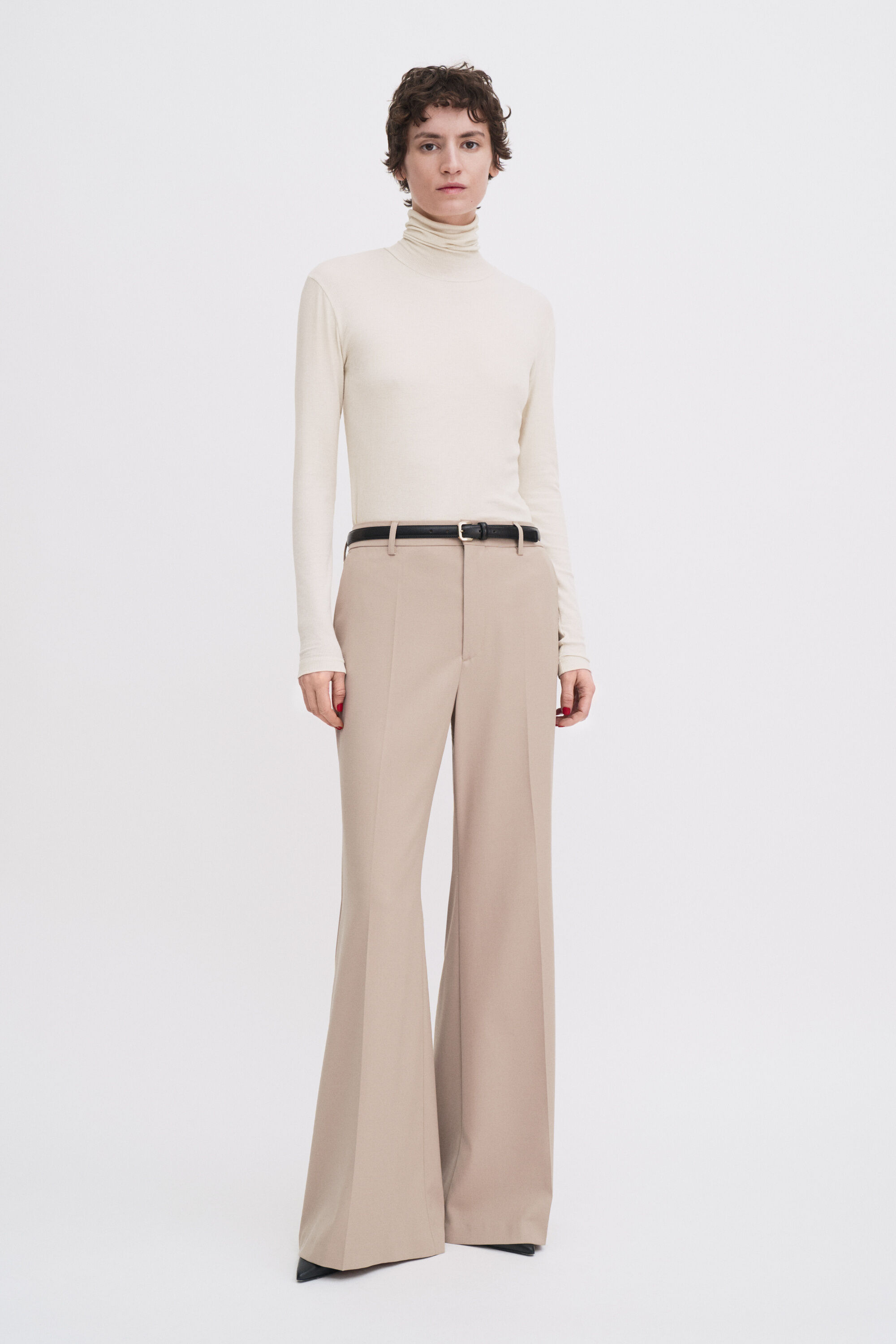 Rib Turtleneck Top - Off-White | FILIPPA K