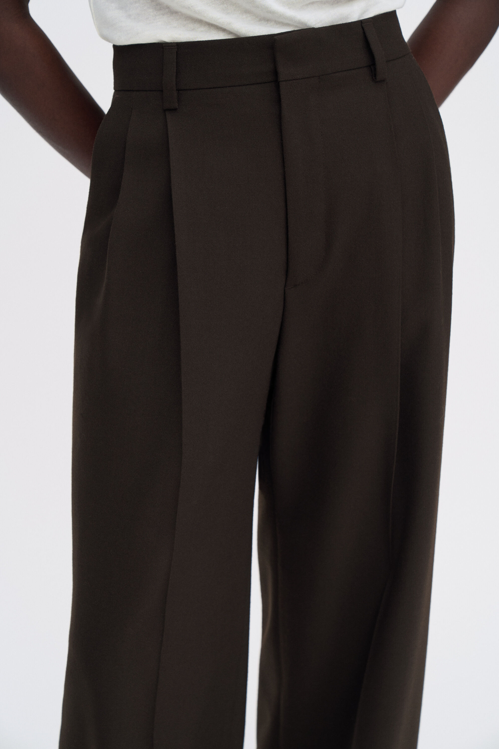 Darcey Wool Trousers - Dark Chocolate | Filippa K