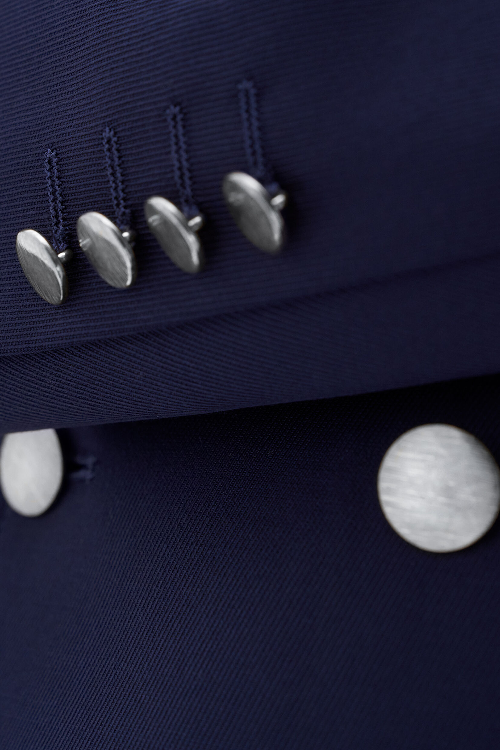 Navy blue double-breasted essential Blazer with 6 brass buttons