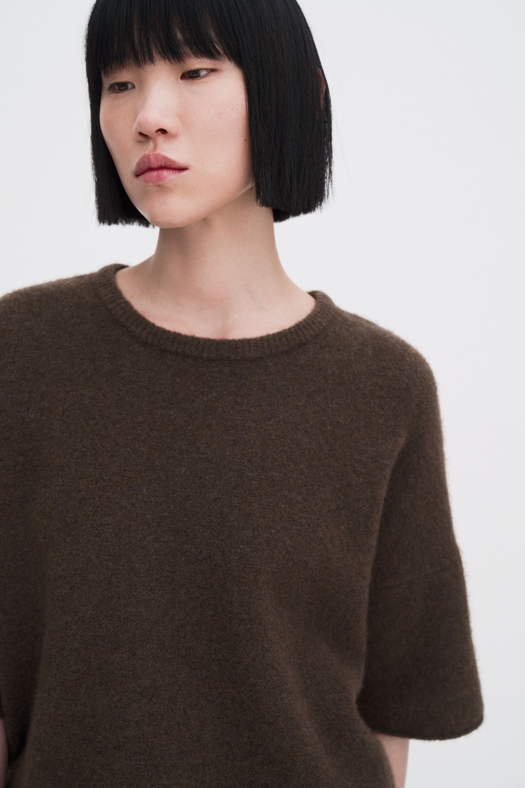 【関税込み】Filippa K ブルー クルーネック スウェットシャツ Filippa Kのブルー クルーネック スウェットシャツがセール中