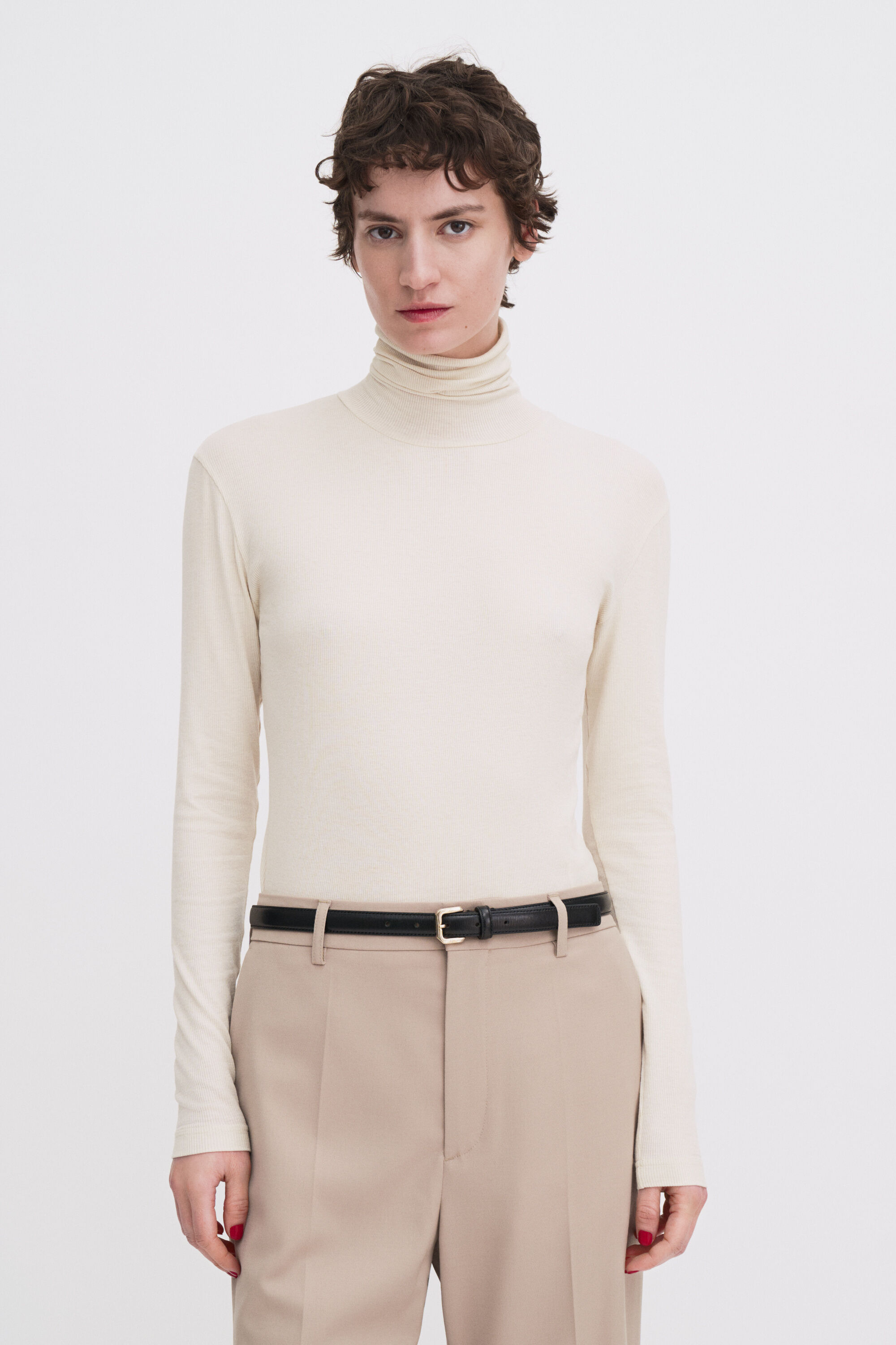 Rib Turtleneck Top - Off-White | FILIPPA K
