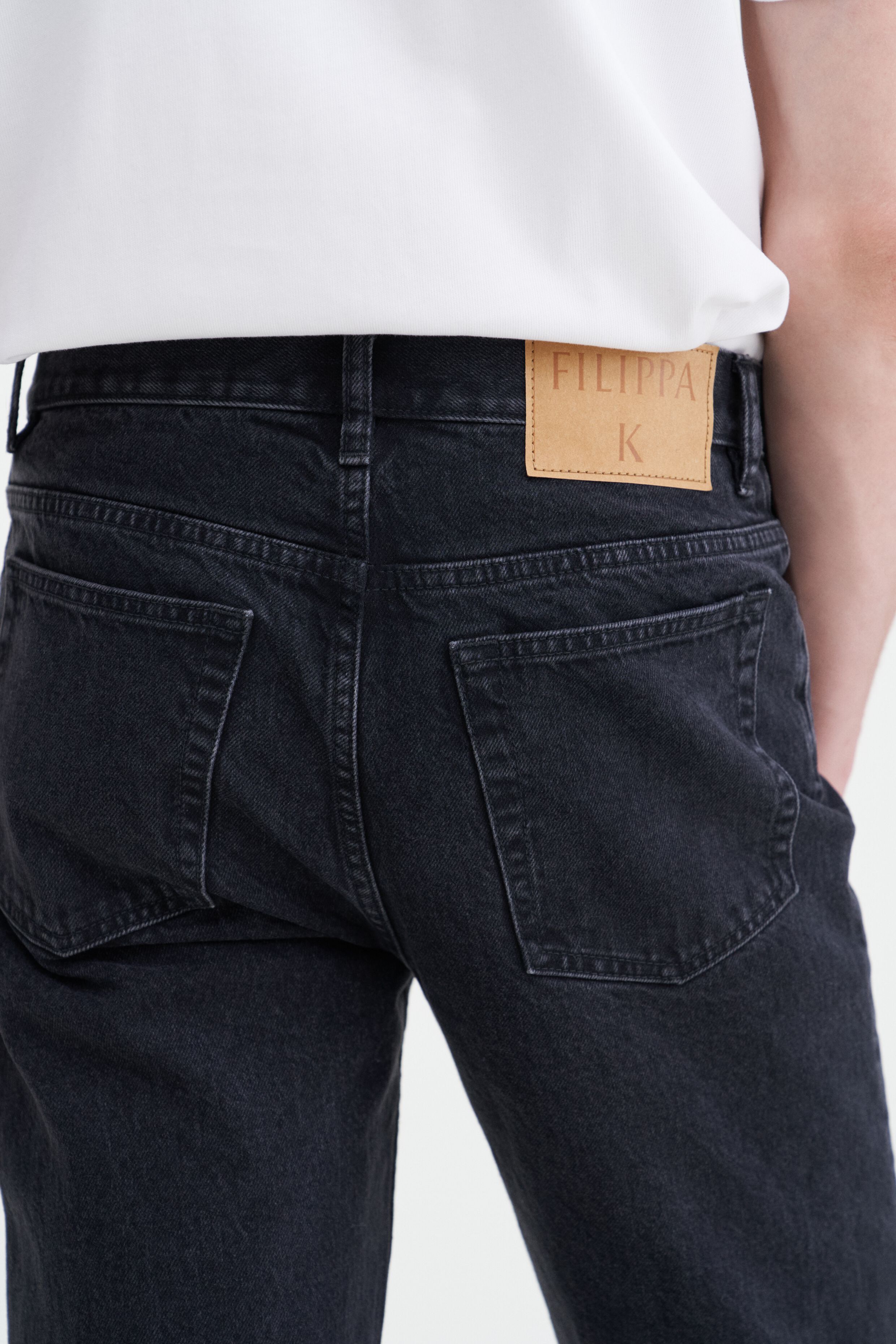 Classic Straight Jeans - Charcoal Black | Filippa K