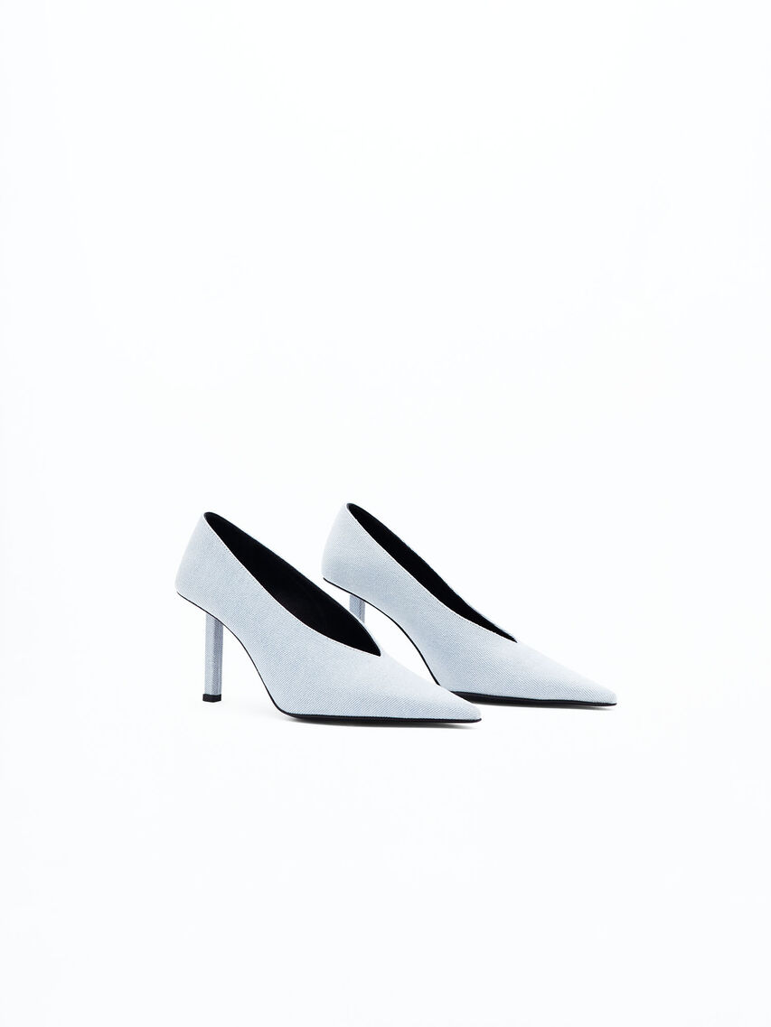 Pointy High Pumps