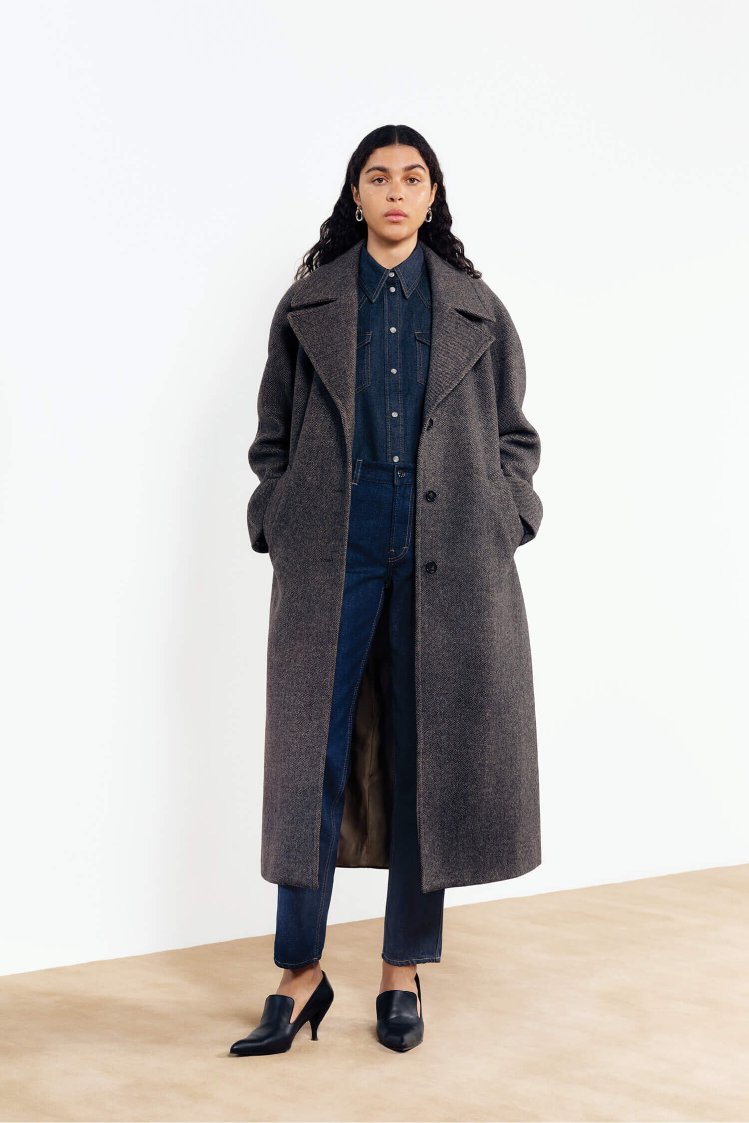 Vanessa Vented Coat - Driftwood | Filippa K