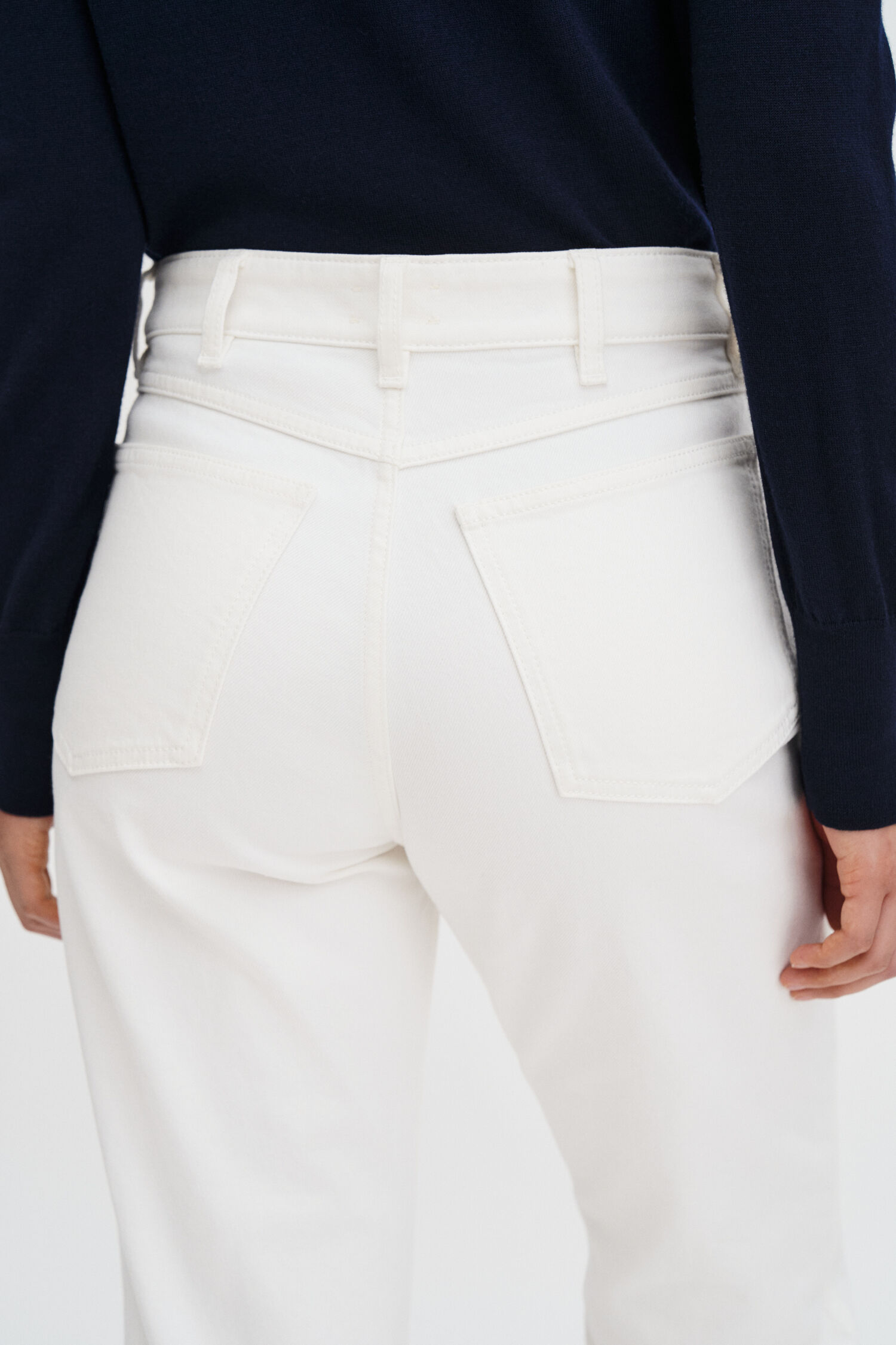 Relaxed High Waisted Jeans