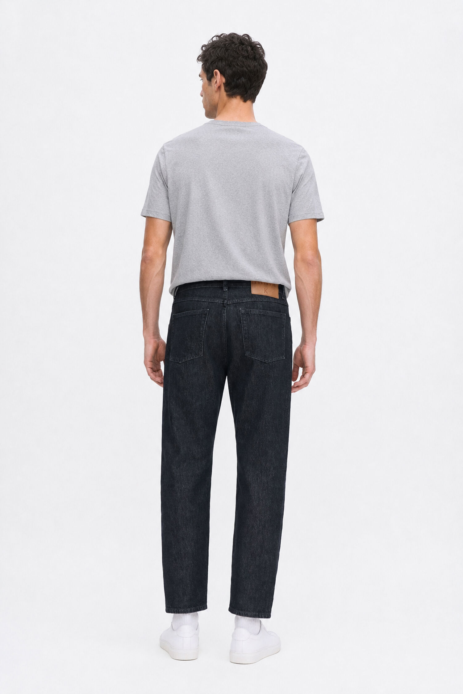 Tapered Cropped Jeans