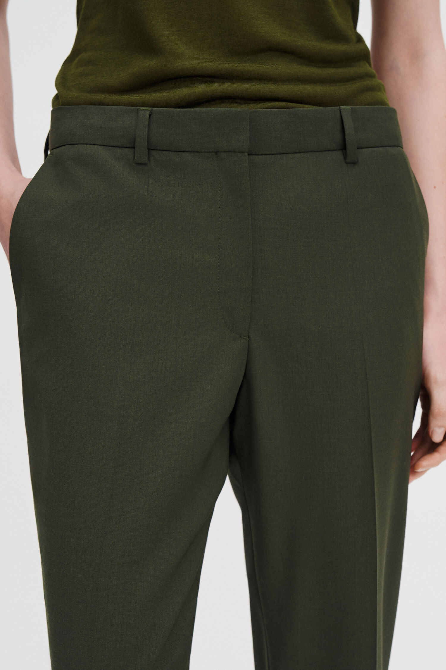 Emma Cropped Cool Wool Trouser