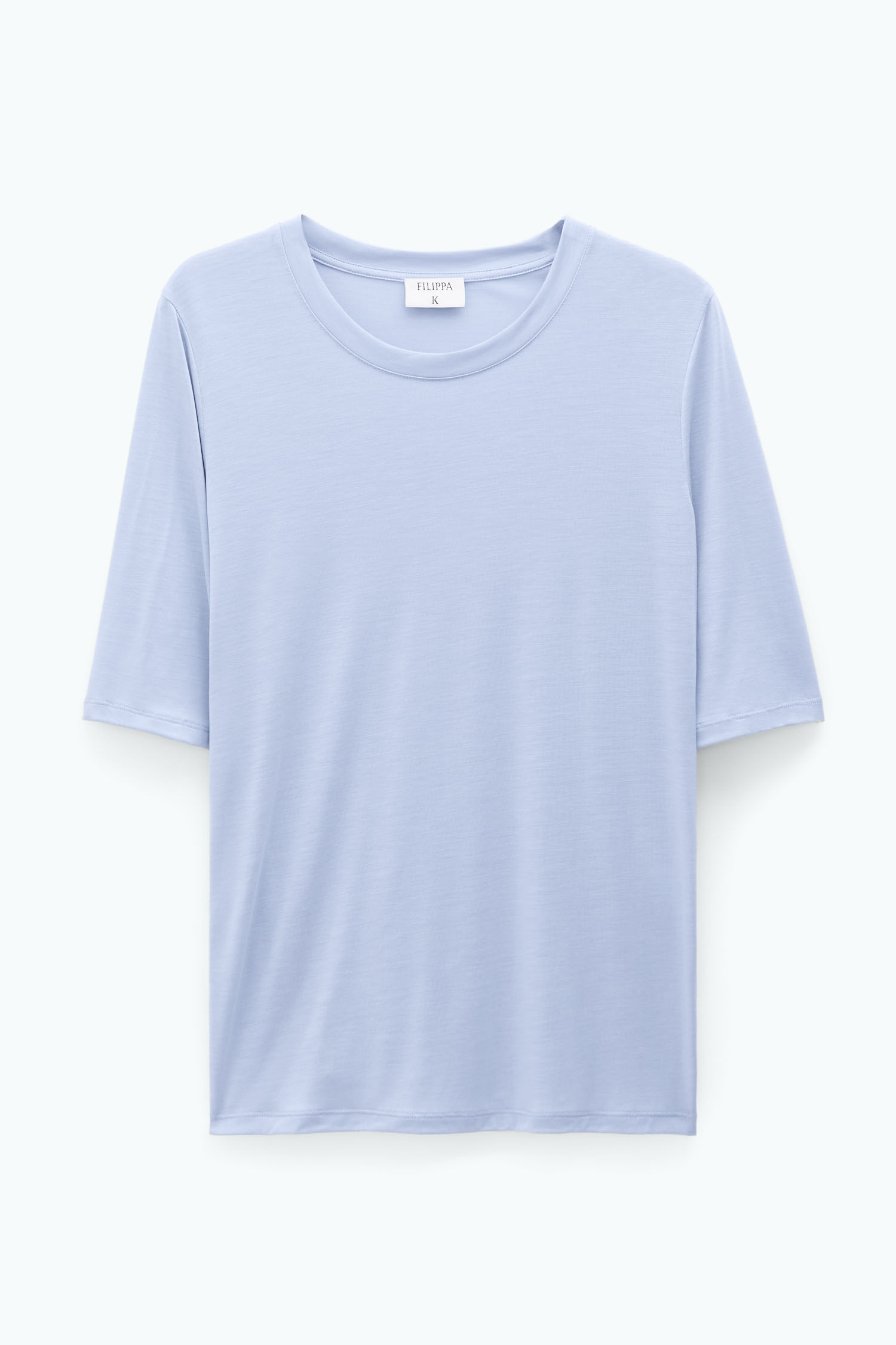 Elena Tee