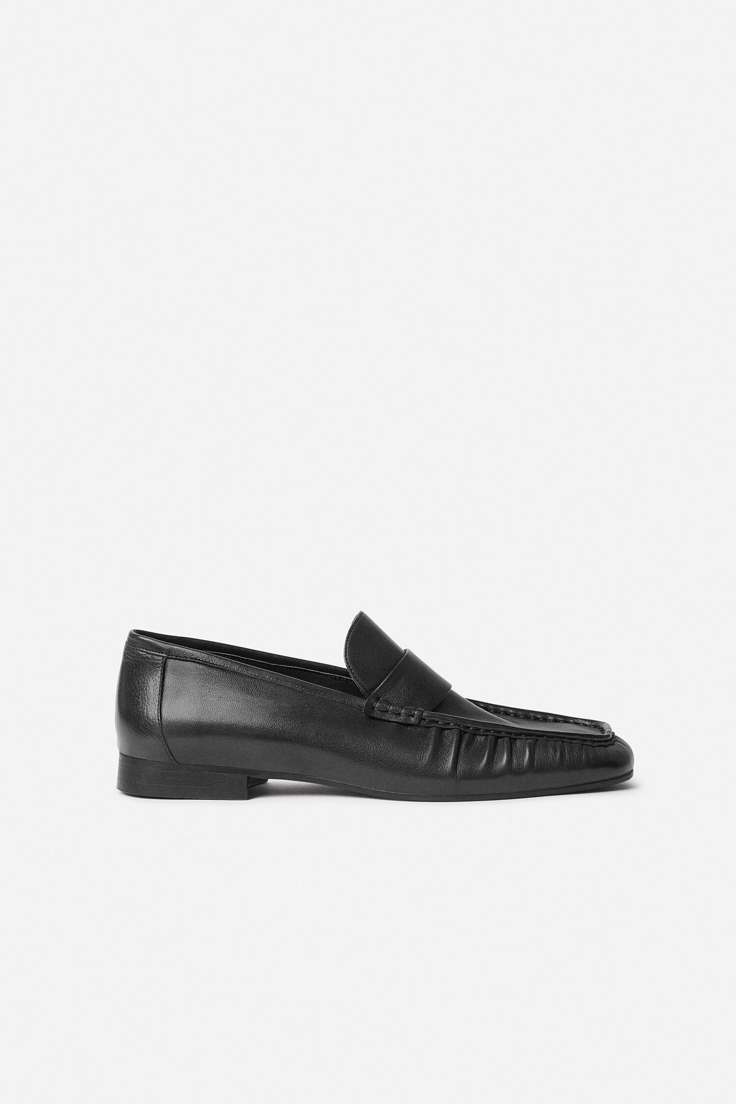 Gathered Detail Loafers