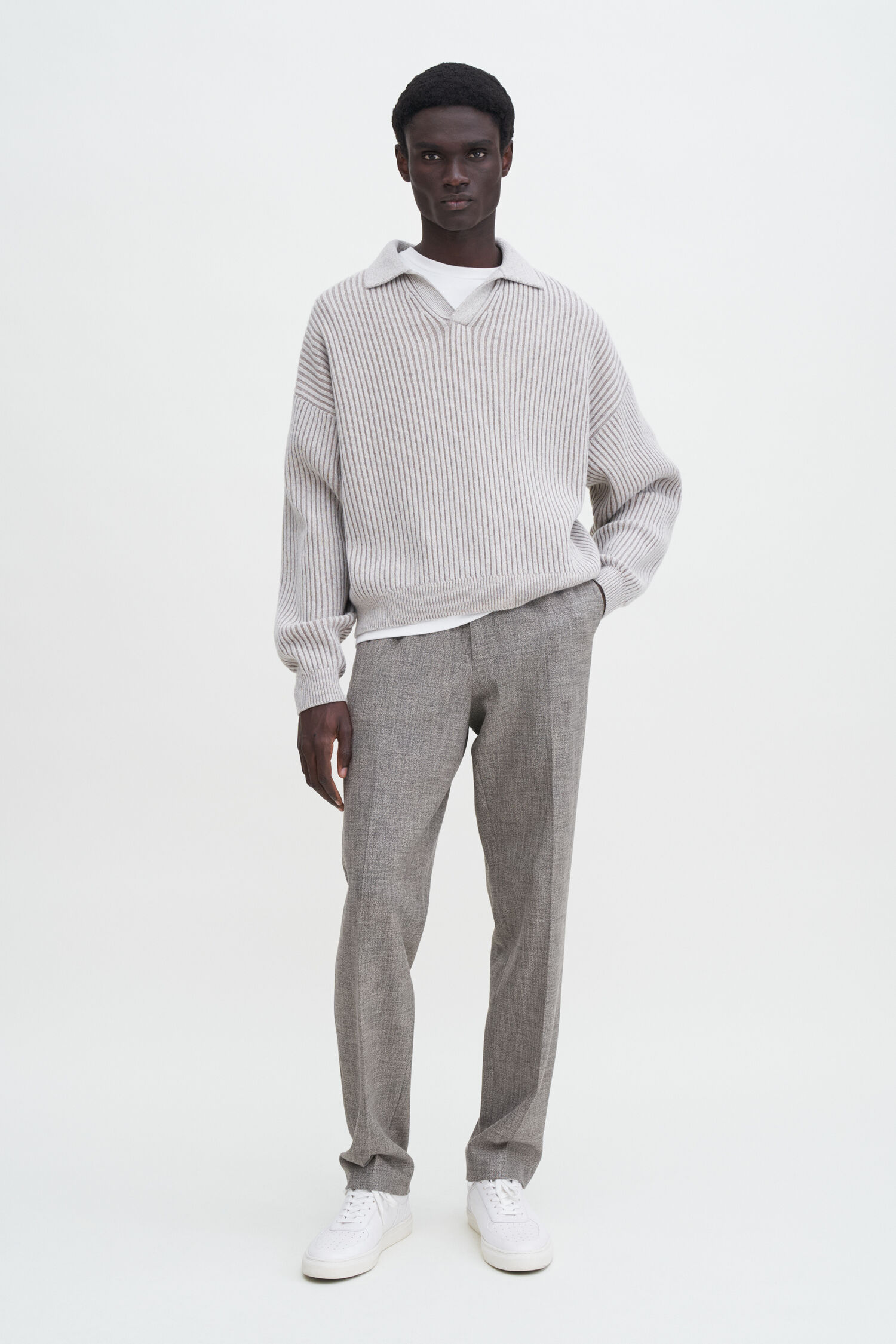 Relaxed Tapered Trousers