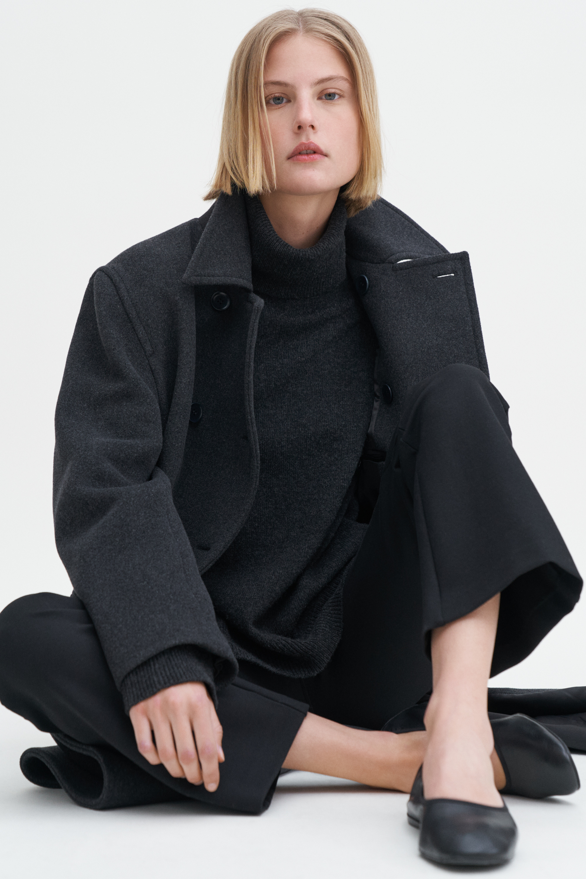 Filippa K Relaxed Turtleneck Sweater In Grey
