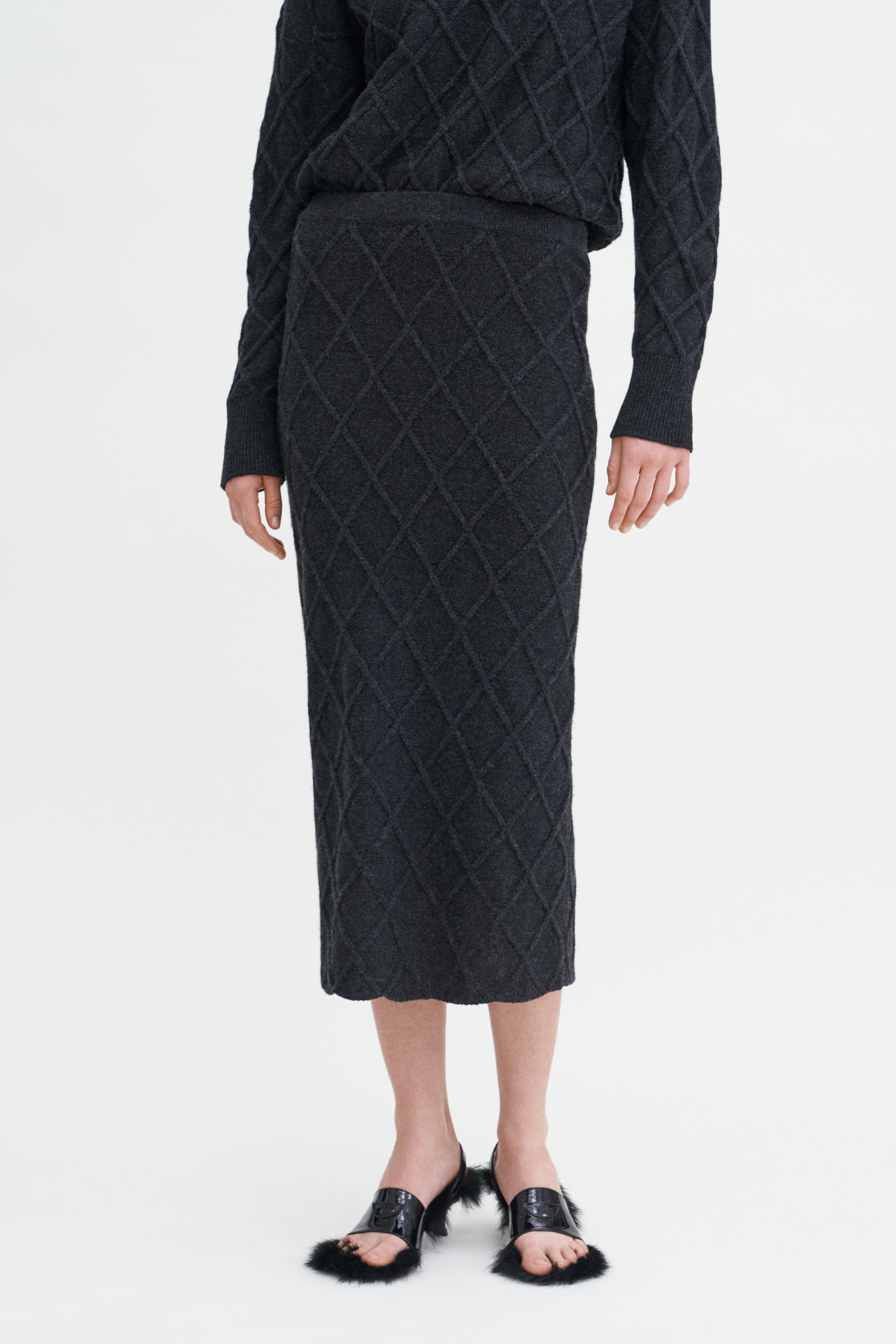 Filippa K Diamond Cable Skirt In Grey