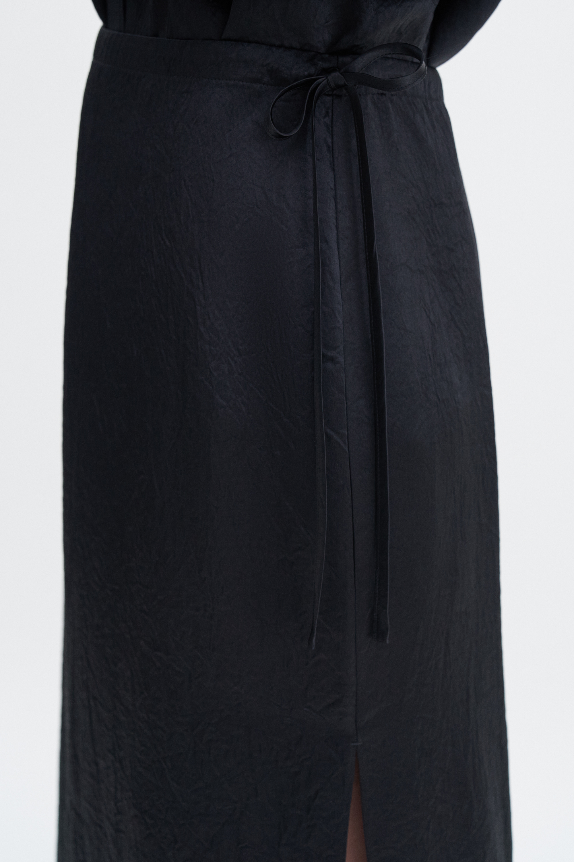 Filippa K Crinkled Pencil Skirt In Black