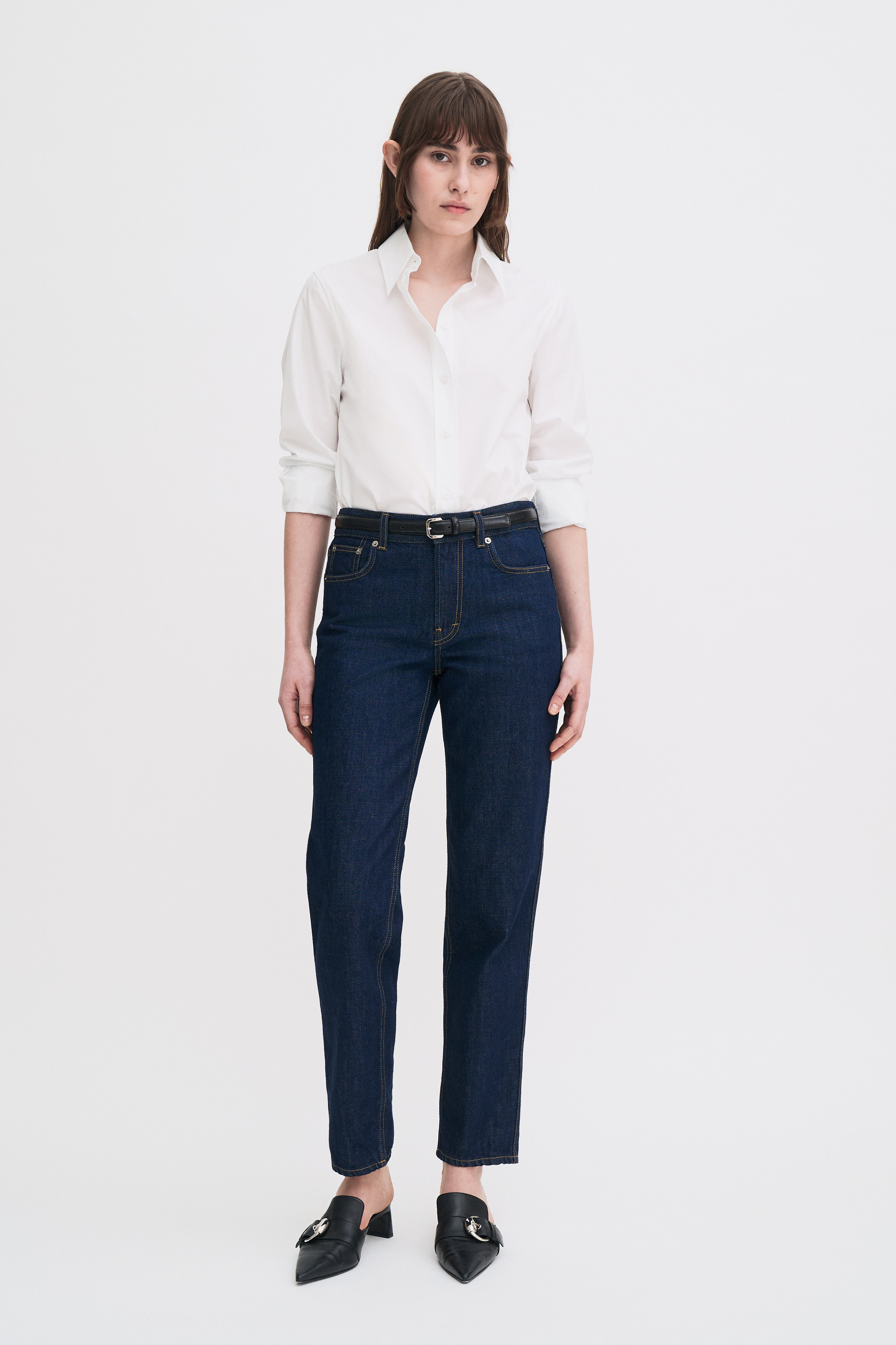 Filippa K Cropped Tapered Jeans In Blue