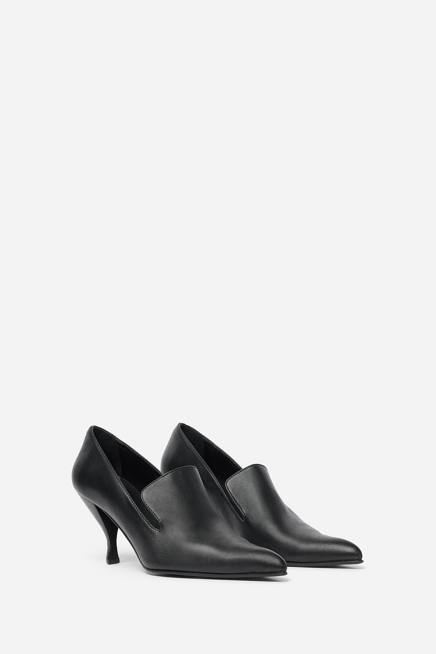 Filippa K Pointed Leather Pumps In Black