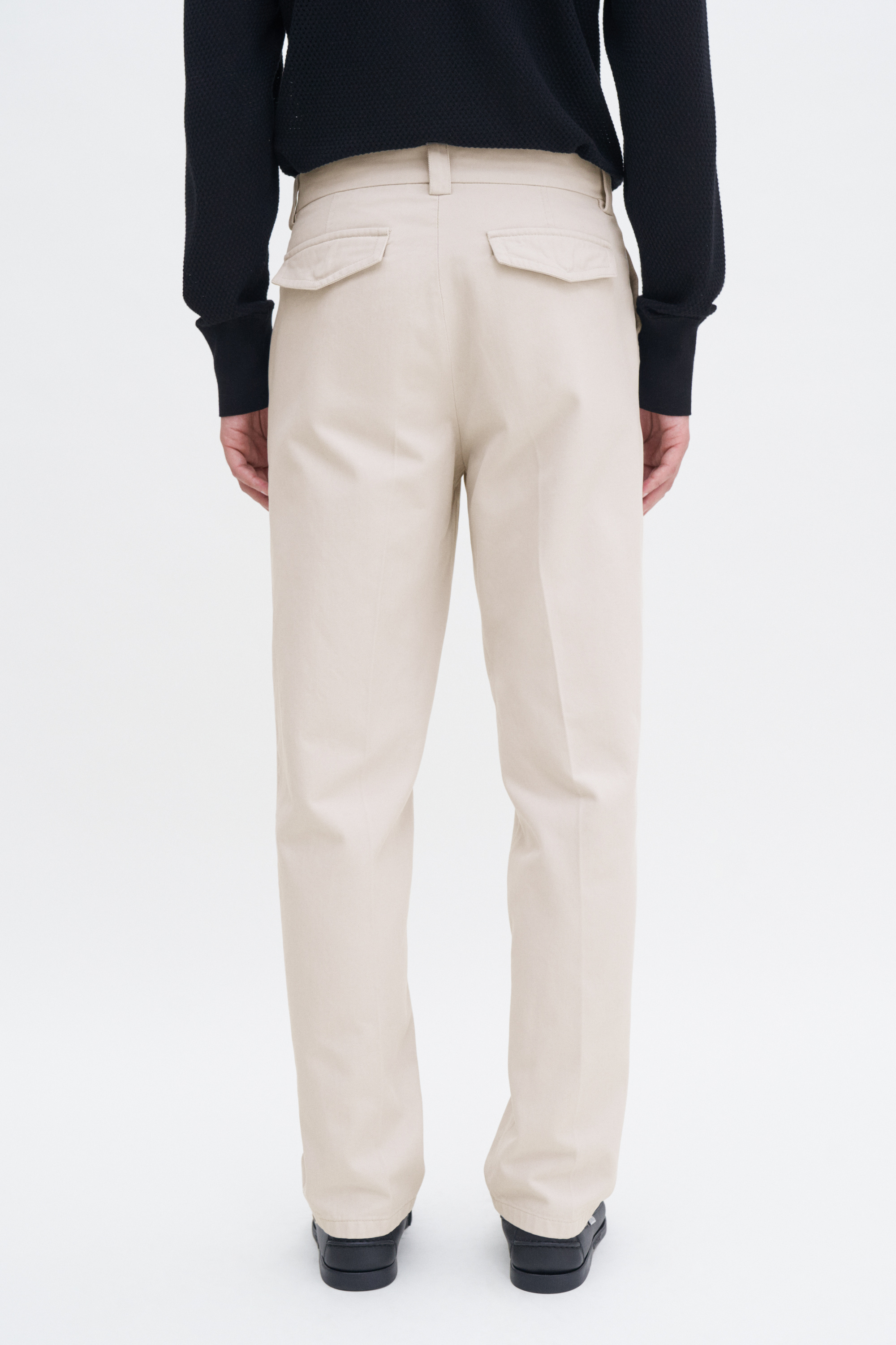 Filippa K Cotton Chino Trouser In Gray
