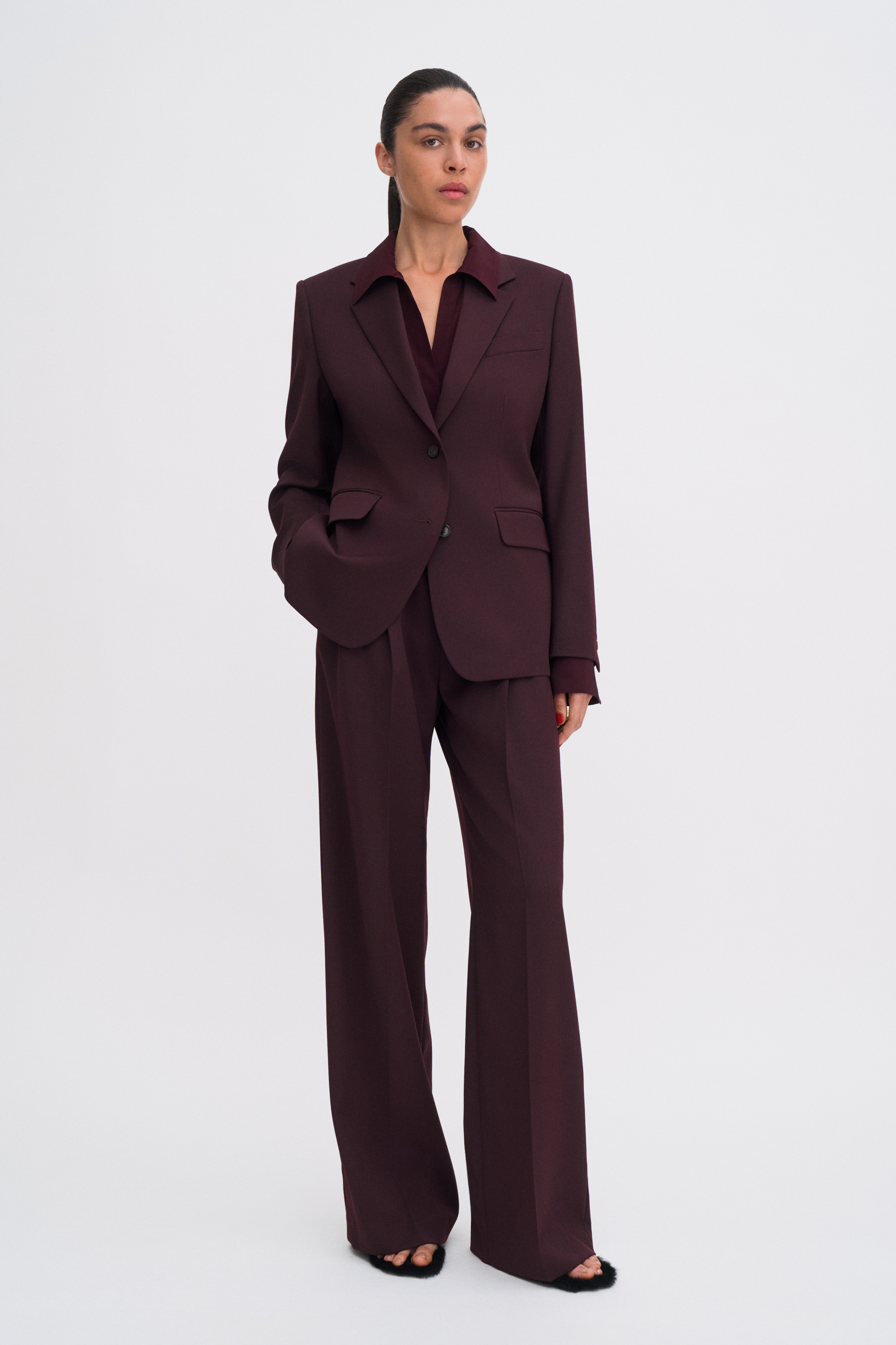 Filippa K Delilah Blazer In Burgundy