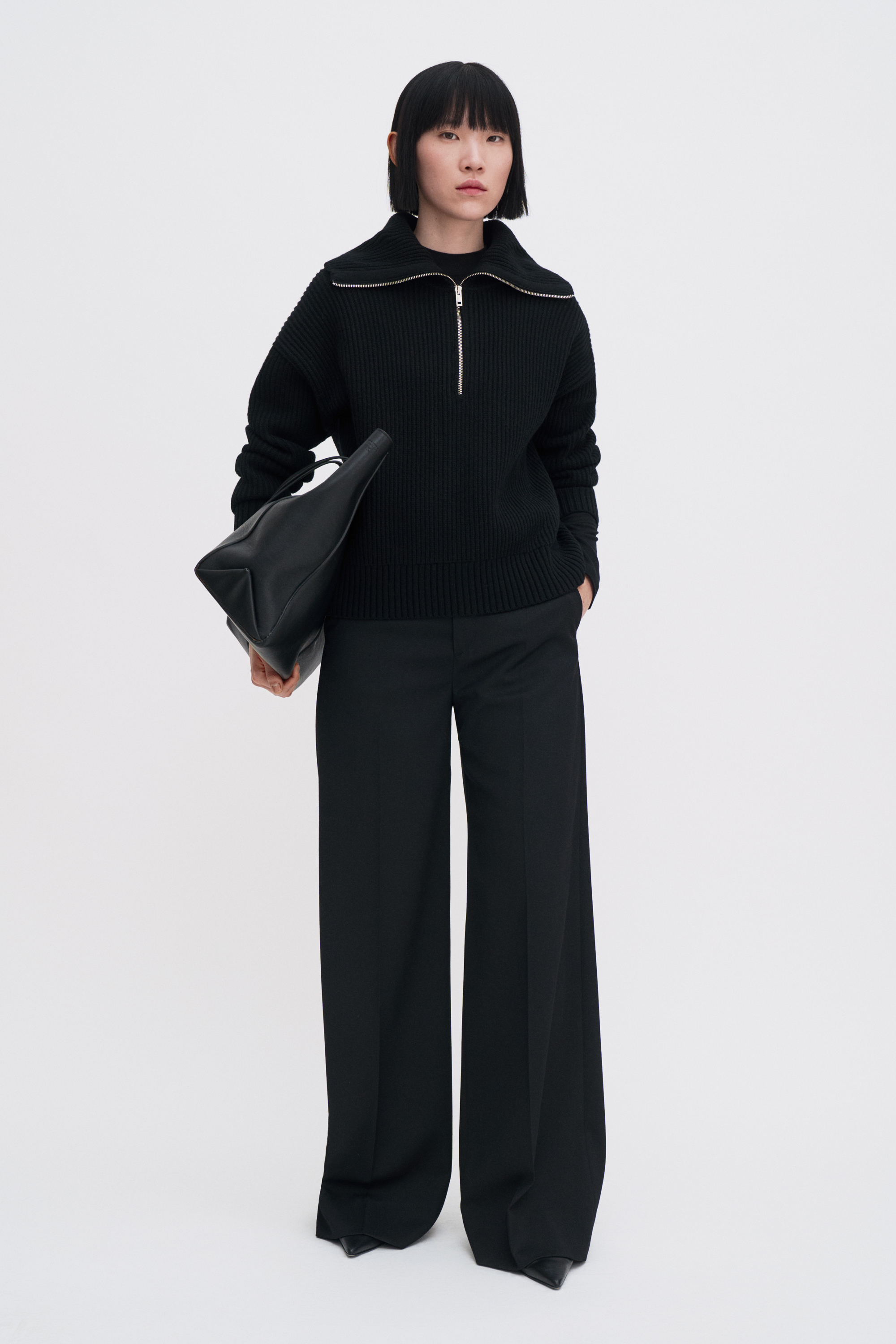 Filippa K Harlow Trousers In Black