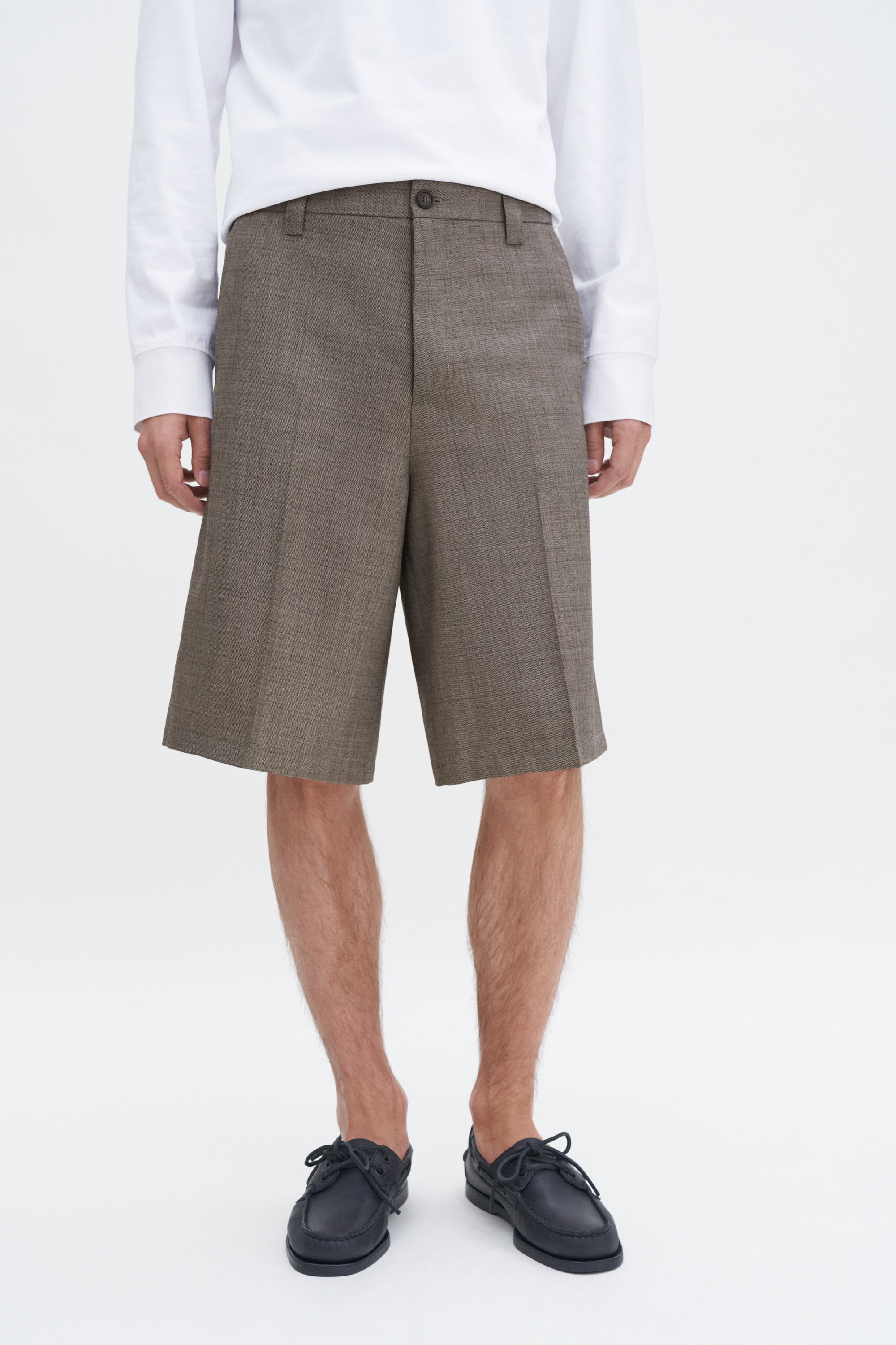 Filippa K Wool Blend Tailored Short In Beige